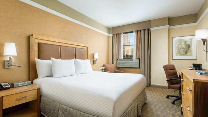 NYMA, The New York Manhattan Hotel